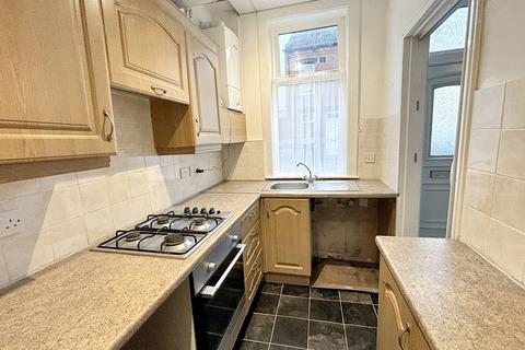 1 bedroom terraced house to rent, Western Mount, Leeds LS12