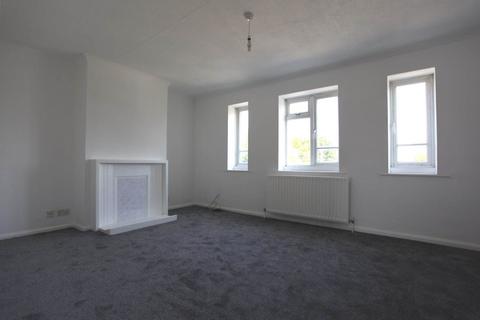 3 bedroom flat for sale, Dellsome Lane, Welham Green