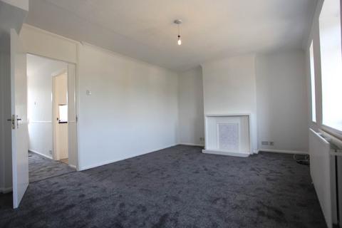 3 bedroom flat for sale, Dellsome Lane, Welham Green