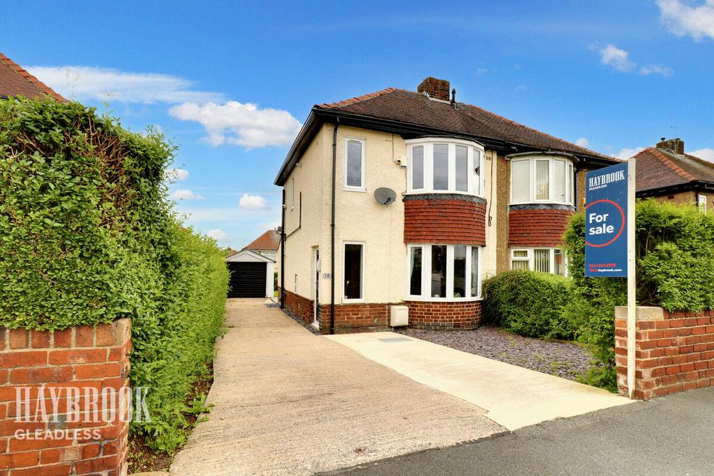Charnock Drive, Sheffield 3 bed semidetached house for sale £235,000