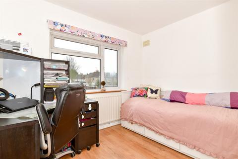 11a Welling Way, Welling, DA16 2RH