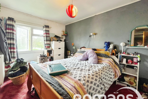 188 Warwick Road, Winklebury, Basingstoke, RG23 8EB