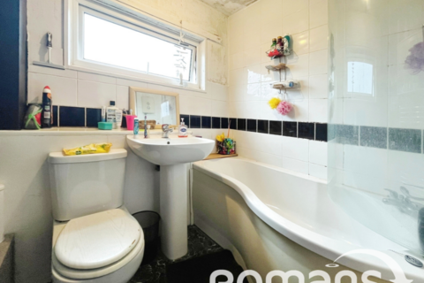 188 Warwick Road, Winklebury, Basingstoke, RG23 8EB