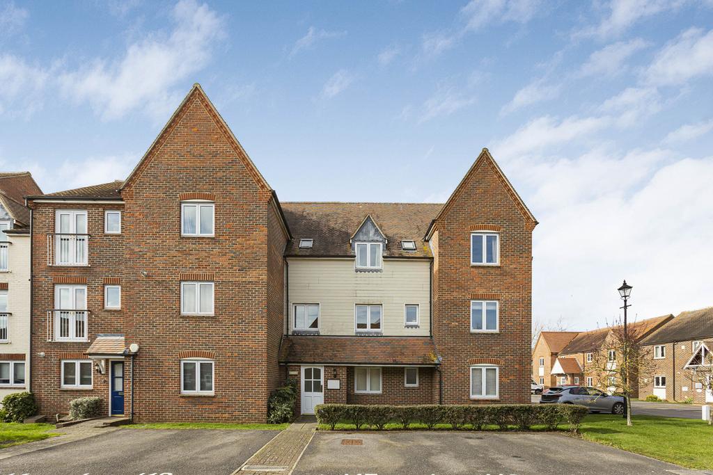 Marina Way, ABINGDON, OX14 2 bed apartment for sale £260,000
