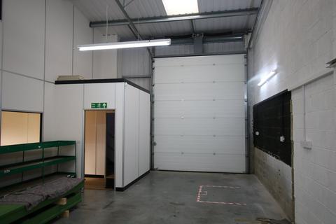 Storage to rent - Unit 5, Slader Business Park, Witney Road, Poole, BH17 0GP