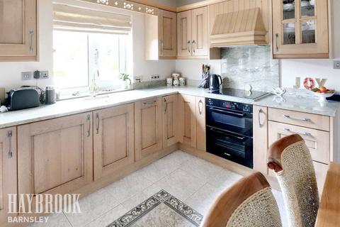 21 Doncaster Road, Darfield, Barnsley, S73 9JB