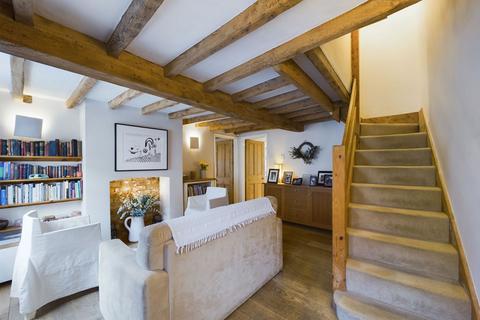 4 bedroom cottage for sale - Sutton Street, Flore, Northampton NN7 4LE