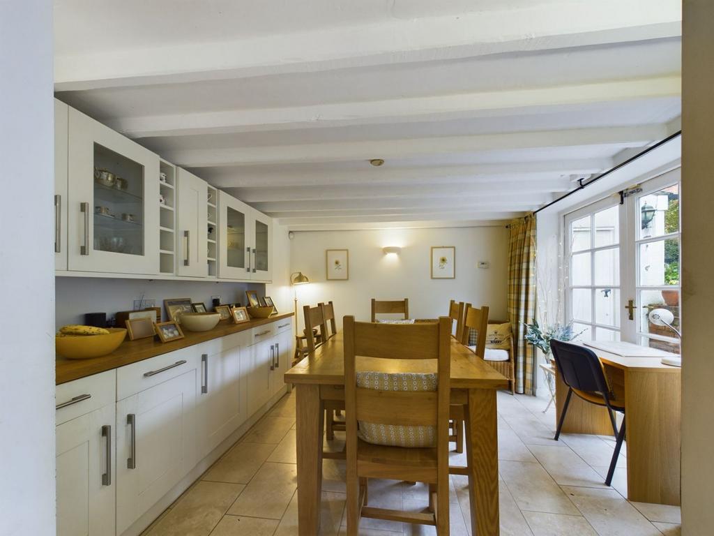 Kitchen / breakfast room