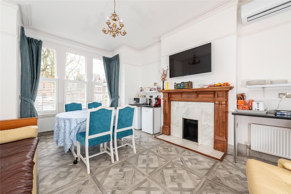 Guest Sitting Room