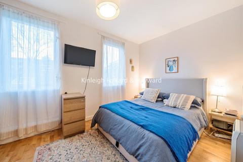 1 bedroom flat for sale, New Kent Road, Elephant and Castle
