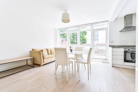 1 bedroom flat to rent, Patio Close, Clapham Park, London, SW4