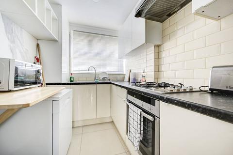 2 bedroom flat to rent, Wyfold Road, Munster Village, London, SW6