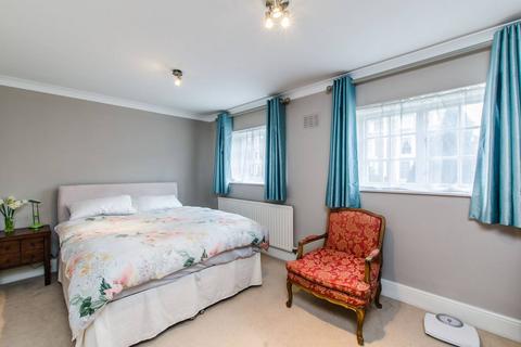 2 bedroom maisonette to rent, Parkhill Road, Belsize Park, London, NW3