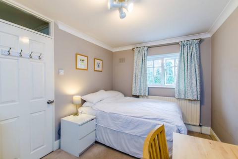 2 bedroom maisonette to rent, Parkhill Road, Belsize Park, London, NW3