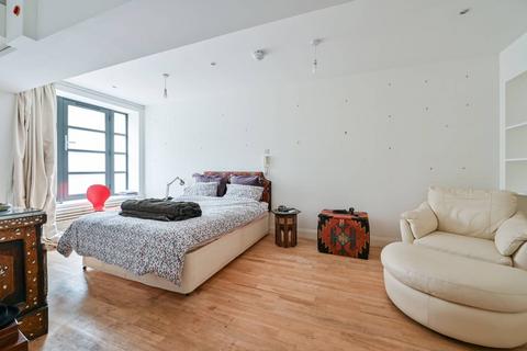 3 bedroom maisonette for sale, La Gare Apartments, Southwark, SE1