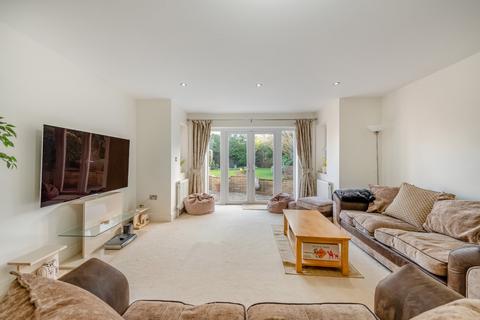 5 bedroom detached house for sale, Jennings Way, Hertfordshire EN5