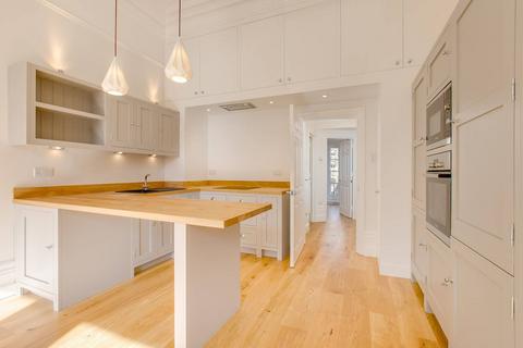 2 bedroom flat to rent, Ladbroke Gardens, Notting Hill, London, W11