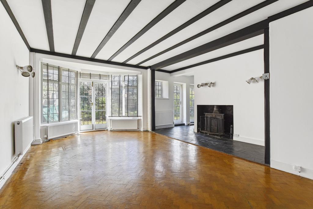 Finchley Road, Golders Green 6 bed house for sale £1,950,000