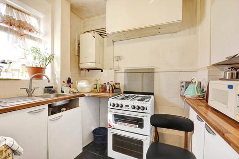 2 bedroom flat for sale - Alverstone House, Kennington, London, SE11
