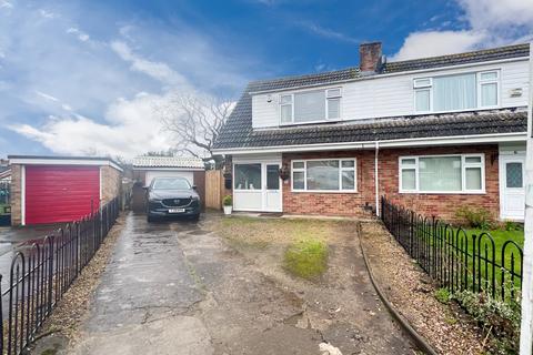 3 bedroom semi-detached house for sale - Staverton Close, Patchway, Bristol, Gloucestershire, BS34