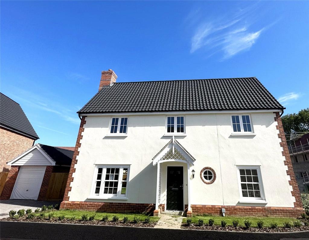 Off Dereham Road, Mattishall, Norfolk 4 bed detached house for sale £480,000