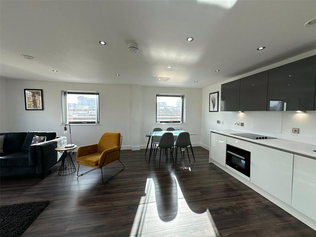 Living/Kitchen