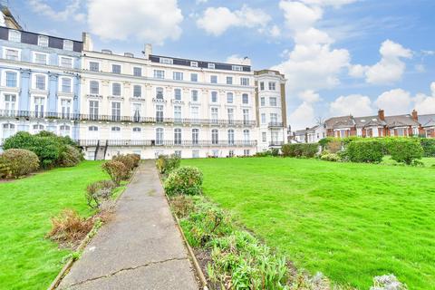 1 bedroom flat for sale, Royal Crescent, Margate, Kent