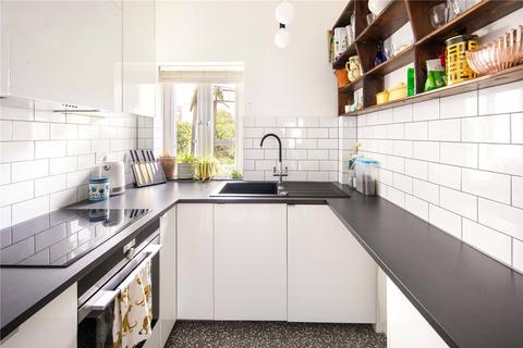 1 Fuller Close, London, E2 6DX