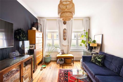 1 Fuller Close, London, E2 6DX