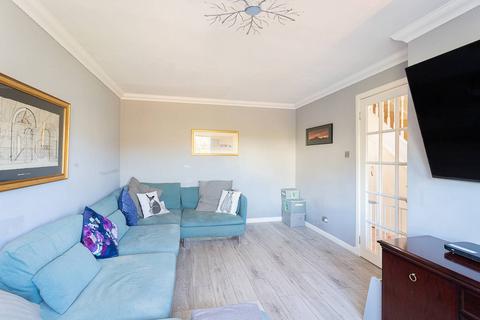 3 bedroom semi-detached house for sale - 3 Moncrieff Way, Newburgh, Cupar, KY14 6EF