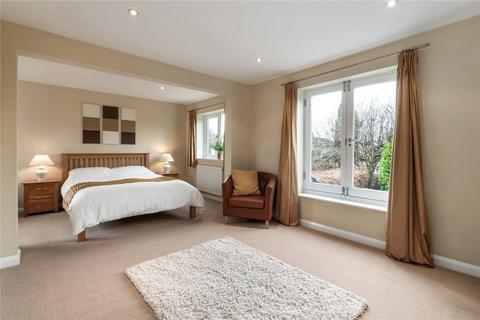 5 bedroom detached house for sale - Gaddum Road, Bowdon, WA14