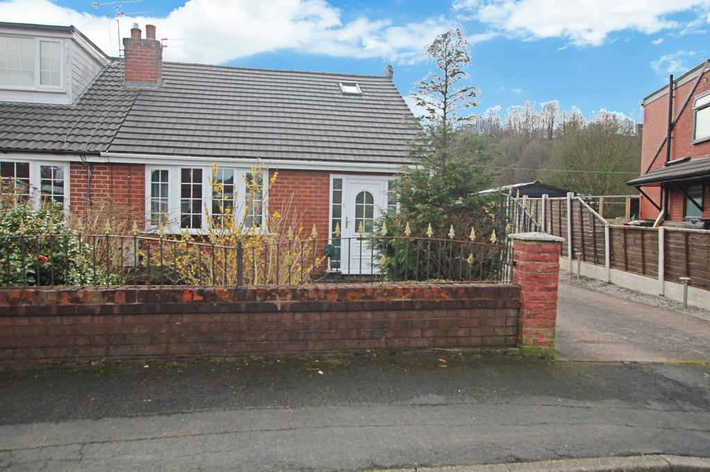 Eames Avenue, Radcliffe, M26 2 bed semidetached bungalow for sale £
