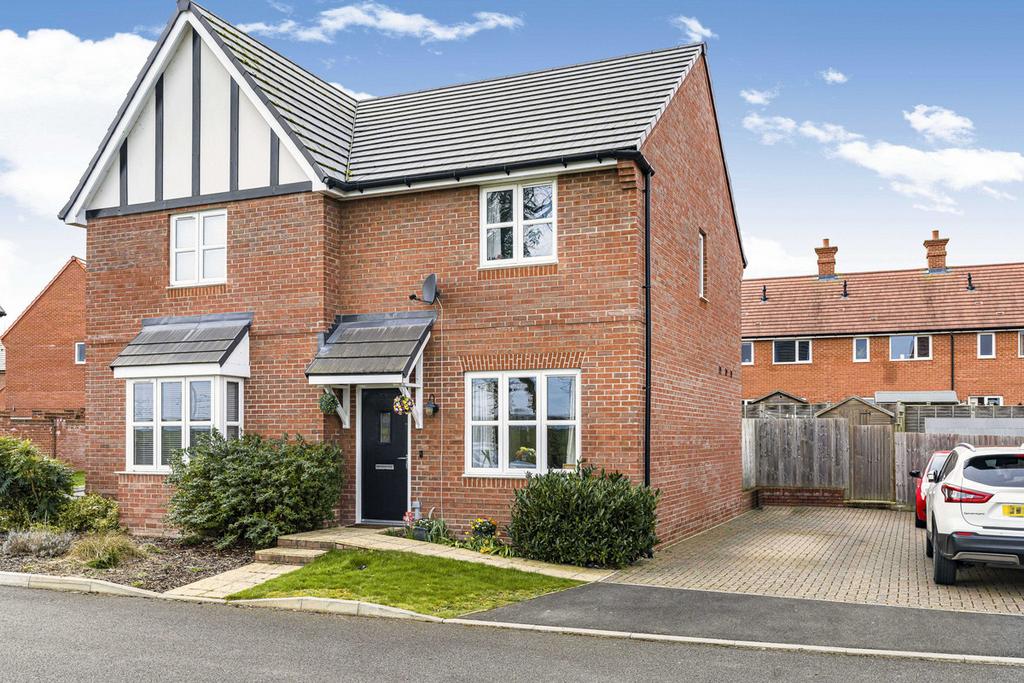 Hawthorn Gardens, Harwell, OX11 2 bed semidetached house for sale £