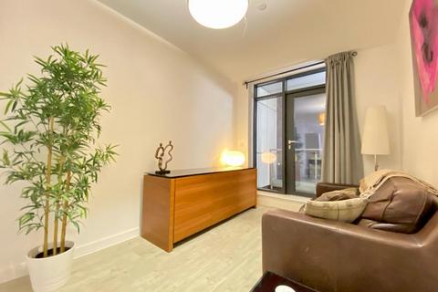 1 bedroom apartment for sale, Furness Quay, Salford M50