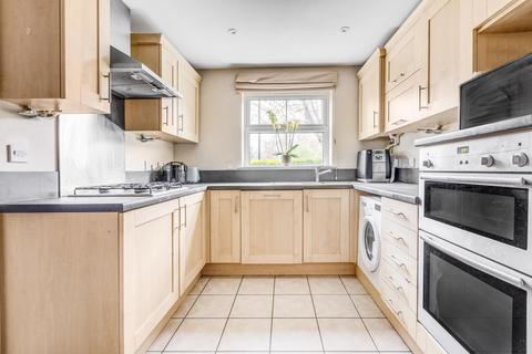 74 Horton Crescent, Epsom, KT19 8AA