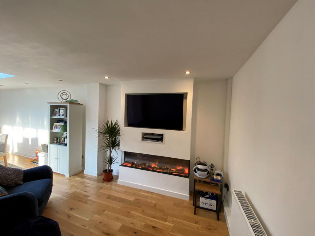 Family/dining room