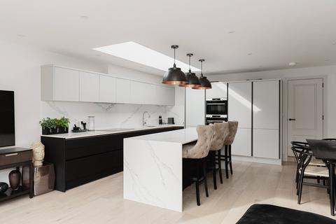 34 Ellerton Road, Surbiton, KT6 7TX