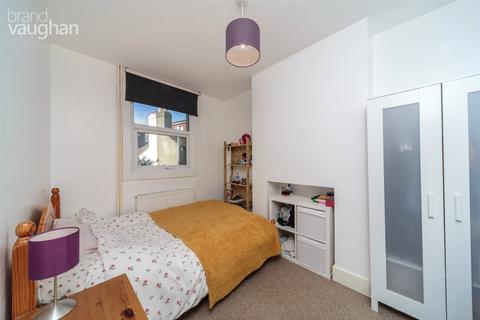 3 bedroom terraced house to rent, Hampden Road, East Sussex BN2