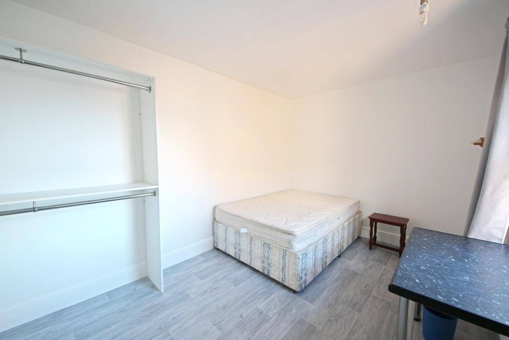 Bedroom 2 b