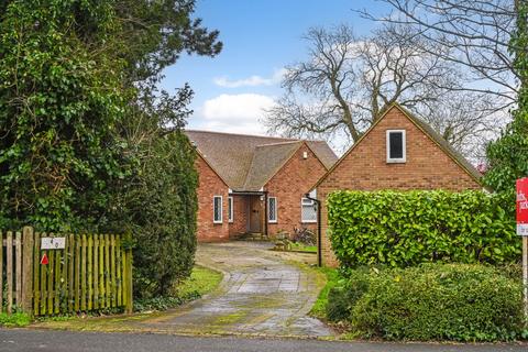 4 bedroom detached house for sale, Ashford Road, Tenterden, Kent, TN30