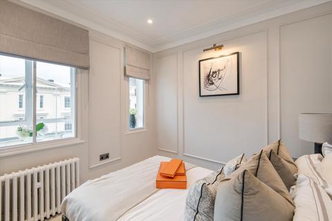 1 bedroom flat for sale, Cheltenham Terrace, Chelsea, London, SW3