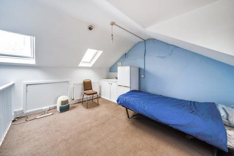 26 Ashcroft Road, Cirencester, GL7 1QX