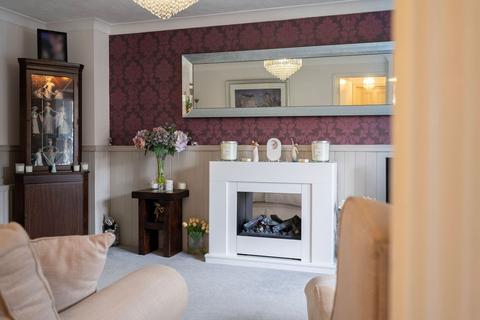 21 Earles Meadow, Horsham, RH12 4HP