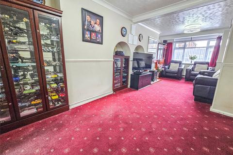 16 Abbotts Close, Romford, RM7 8QU