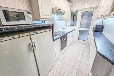 16 Abbotts Close, Romford, RM7 8QU