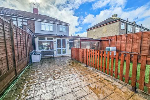 16 Abbotts Close, Romford, RM7 8QU