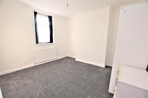 2 bedroom terraced house to rent, Green Lane, Ilford, Essex. IG1 1YJ