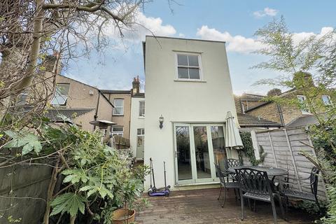 3 bedroom terraced house for sale, Isla Road, Plumstead, London, SE18 3AA