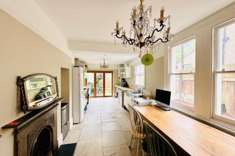 20 Isla Road, London, SE18 3AA