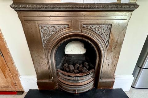 20 Isla Road, London, SE18 3AA